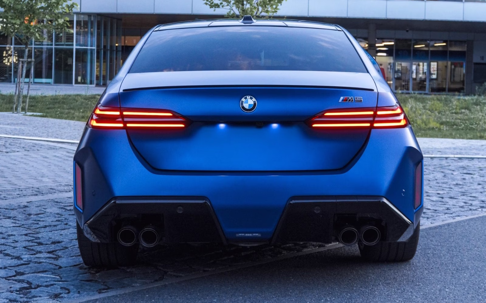 BMW M5 — fotografie 3