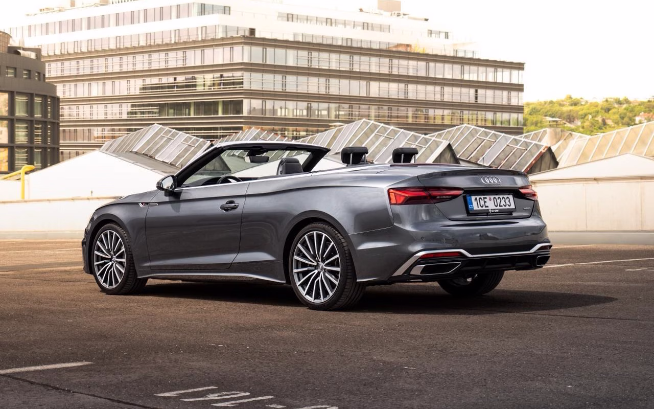 Audi A5 Cabrio — fotografie 1