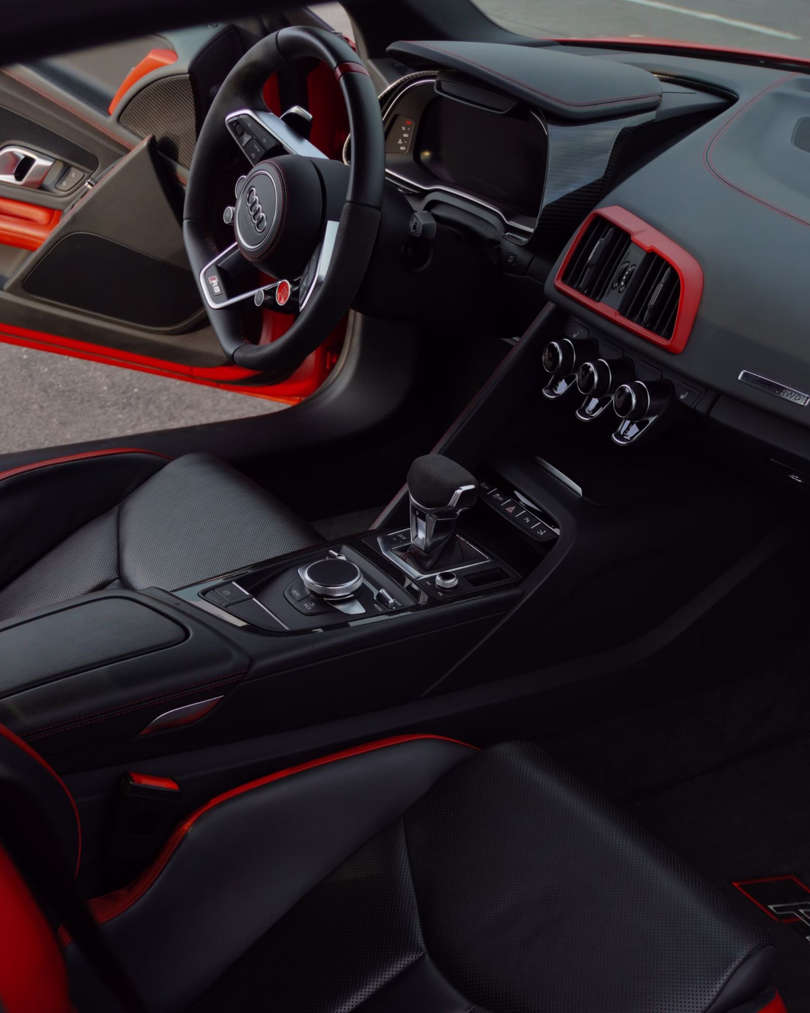 Audi R8 V10 RWD — fotografie 6