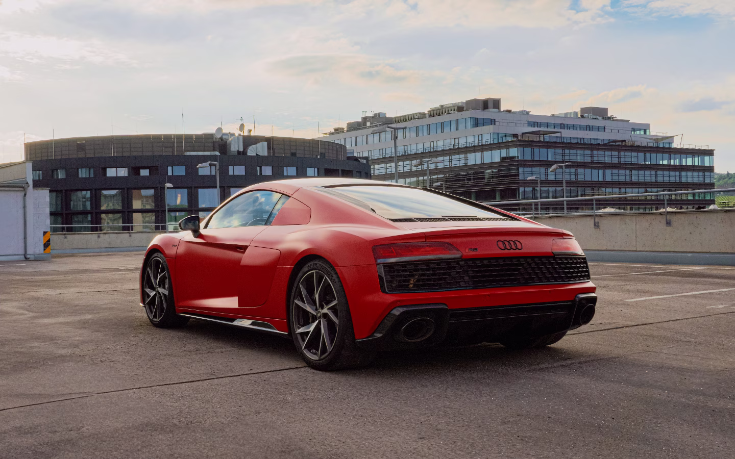 Audi R8 V10 RWD — fotografie 1