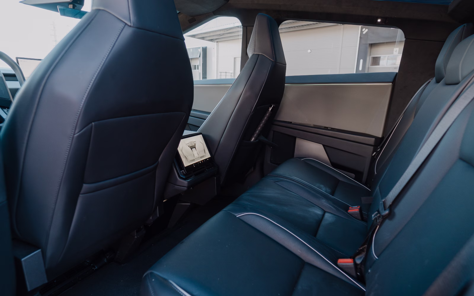 Tesla Cybertruck — fotografie 5